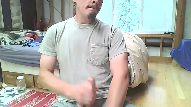 Ruggeddude8 online show from April 2026 09:29:01 PM