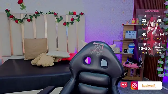 kaelwolf tay online show from April 2026 07:26:02 PM