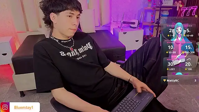 kaelwolf tay online show from March 2026 07:40:02 PM