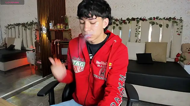 kaelwolf tay online show from February 2026 07:22:01 PM