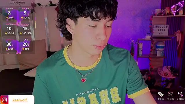 kaelwolf tay online show from March 2026 07:43:02 PM