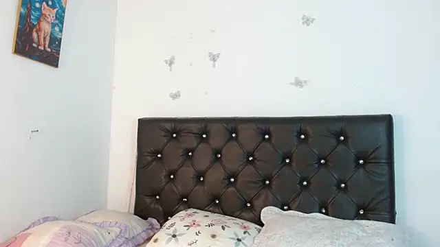 Ameliejoness  online show from March 2026 08:53:02 PM