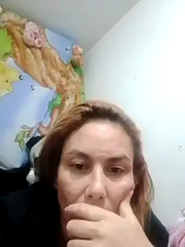 Alice-pink online show from November 2025 11:38:01 PM