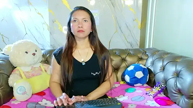 Cloe16  online show from February 2026 07:46:01 PM