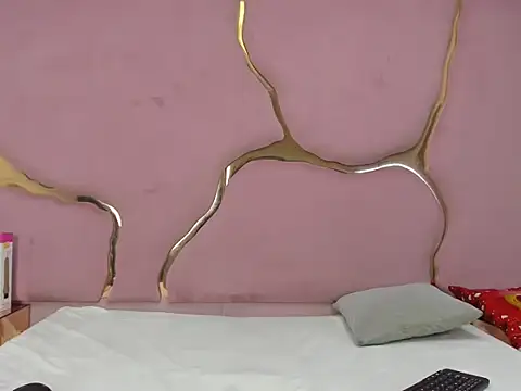 RoxanneBloom online show from December 2025 02:36:02 AM