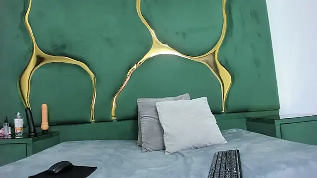 RoxanneBloom online show from March 2026 04:14:01 AM