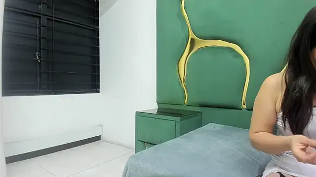 RoxanneBloom online show from March 2026 03:43:02 AM