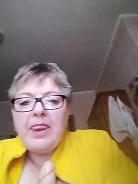 Snapshot of MillanaOcean chatting on December 2025 01:02:02 PM MillanaOcean online show from December 2025 01:02:02 PM