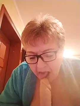 Snapshot of MillanaOcean chatting on November 2025 04:40:01 PM MillanaOcean online show from November 2025 04:40:01 PM