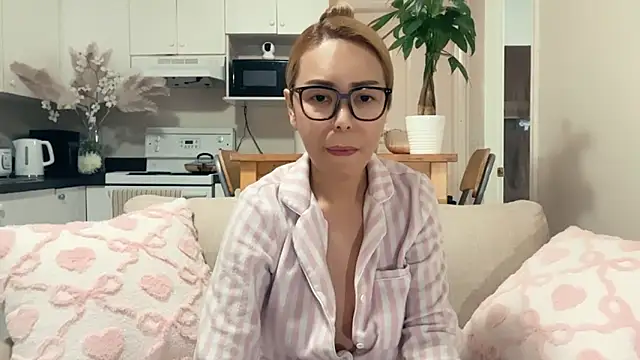 the vixen online show from February 2026 03:20:02 PM