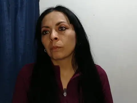 Paolahotty online show from December 2025 08:15:02 PM