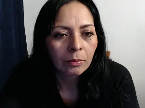 Paolahotty online show from November 2025 03:29:03 AM