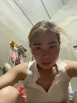 meganmeo online show from April 2026 10:49:02 PM