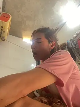 meganmeo online show from April 2026 06:16:01 AM