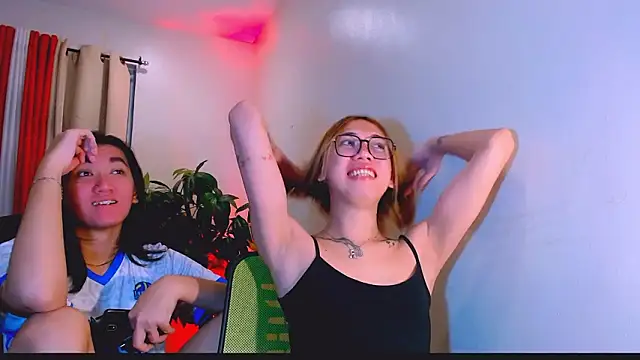 Snapshot of multicummer_staycey chatting on January 2026 01:58:02 PM multicummer staycey online show from January 2026 01:58:02 PM