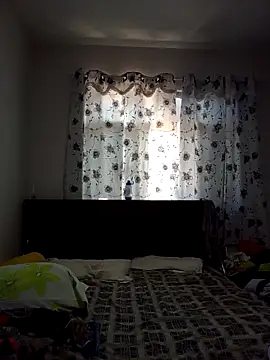 EweXZZ online show from November 2025 07:14:02 PM