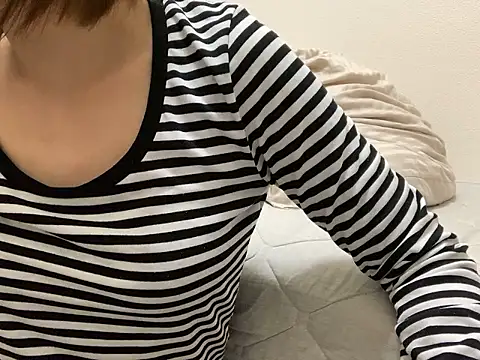 Snapshot of Omame_no_Yuwaku chatting on July 2026 11:53:02 AM Omame no Yuwaku online show from July 2026 11:53:02 AM
