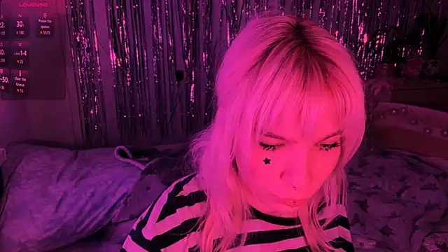 LolaDollyMur online show from January 2026 07:19:02 PM