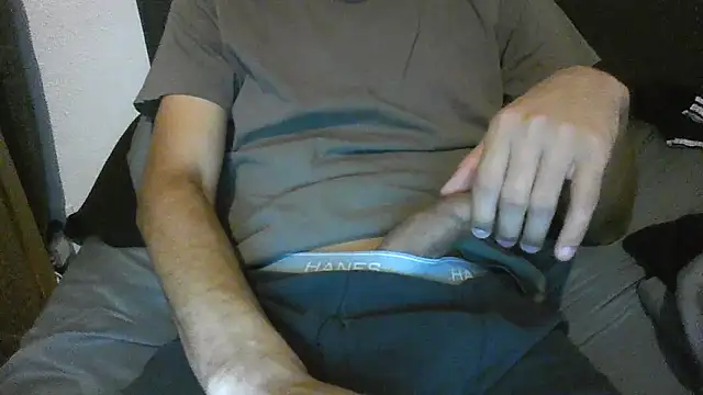 Snapshot of latinman7944 chatting on July 2026 07:15:01 AM latinman7944 online show from July 2026 07:15:01 AM