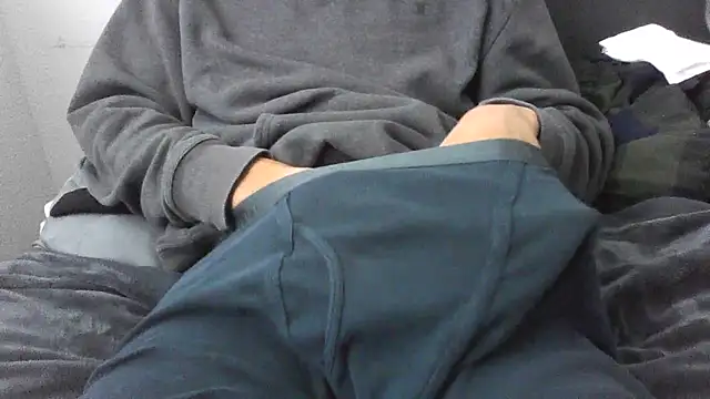 latinman7944 online show from March 2026 07:43:02 PM