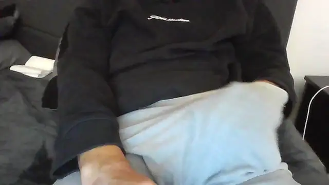 latinman7944 online show from April 2026 09:23:02 AM