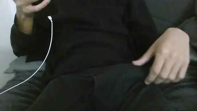 latinman7944 online show from February 2026 07:41:02 AM