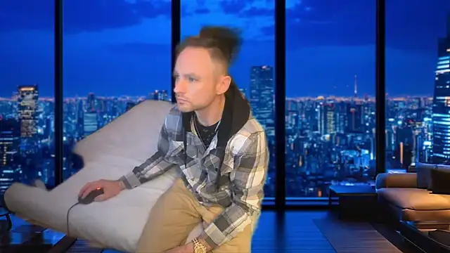 Snapshot of famous1tad chatting on December 2025 08:35:02 AM famous1tad online show from December 2025 08:35:02 AM