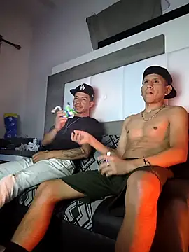 Snapshot of Chakalito123 chatting on November 2025 11:10:02 AM Chakalito123 online show from November 2025 11:10:02 AM