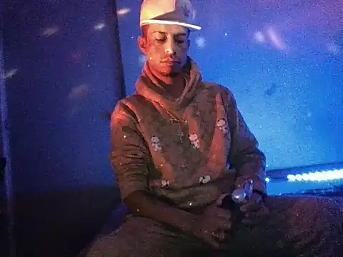 Snapshot of Chakalito123 chatting on February 2026 11:45:01 AM Chakalito123 online show from February 2026 11:45:01 AM