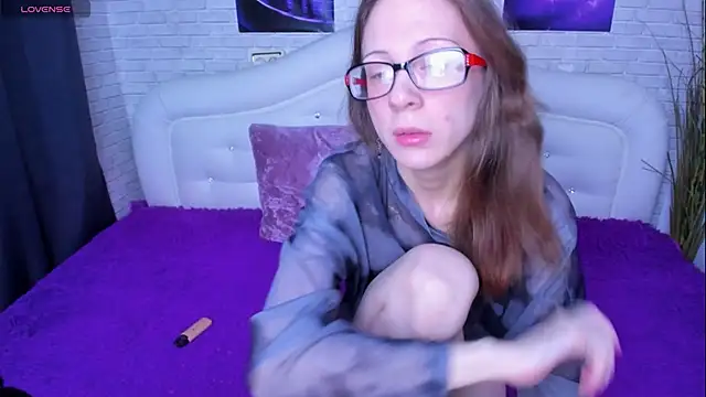 Snapshot of BrielleSummer4u chatting on November 2025 02:23:02 AM BrielleSummer4u online show from November 2025 02:23:02 AM