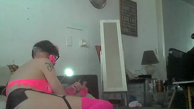 mannenkutxh online show from April 2026 07:45:01 AM