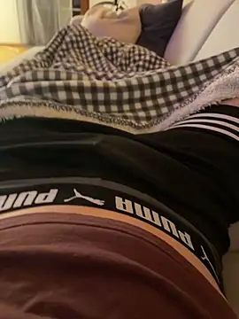 nightbound99 online show from December 2025 12:24:02 AM