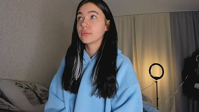 SakuraVibe online show from December 2025 02:54:02 AM