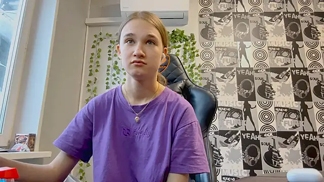 helgicuteness online show from January 2026 11:05:02 AM