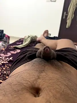 Snapshot of cumm_boyyy chatting on November 2025 06:41:02 PM cumm boyyy online show from November 2025 06:41:02 PM