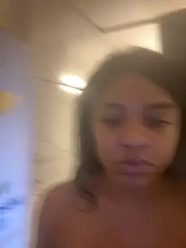 Snapshot of xoeewinters chatting on November 2025 12:27:02 PM xoeewinters online show from November 2025 12:27:02 PM