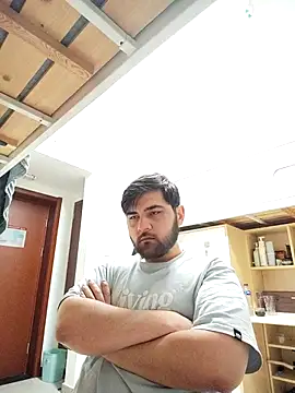 Koma001 online show from March 2026 01:07:01 PM