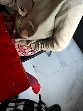 Snapshot of ParejaOcultaXX chatting on November 2025 11:33:02 AM ParejaOcultaXX online show from November 2025 11:33:02 AM