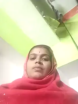 Snapshot of Curvy_Tanishka chatting on December 2025 03:03:02 PM Curvy Tanishka online show from December 2025 03:03:02 PM