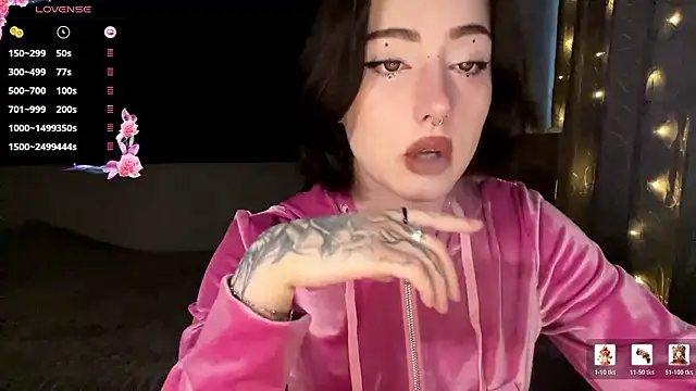 Meowluly online show from February 2026 11:36:02 PM