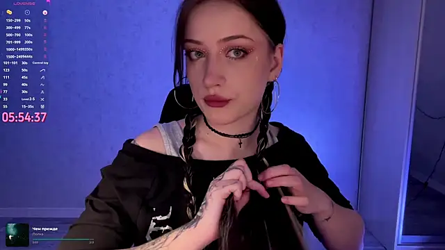 Meowluly online show from April 2026 09:37:02 PM
