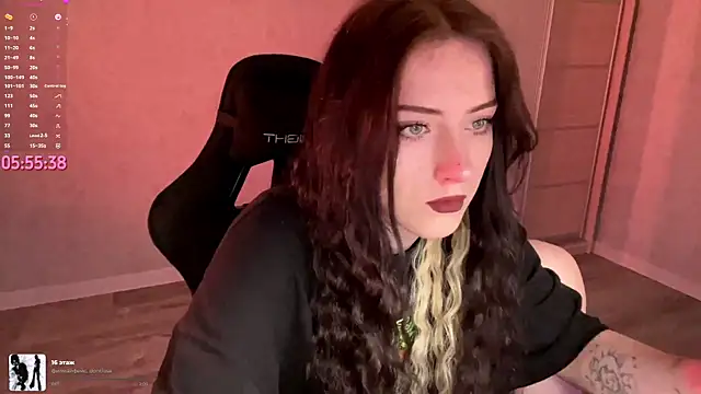 Meowluly online show from April 2026 08:57:02 PM