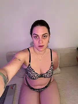 laraslittlesecrett online show from March 2026 01:50:01 PM