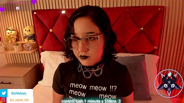 Kiri Velvet online show from May 2026 08:04:02 PM