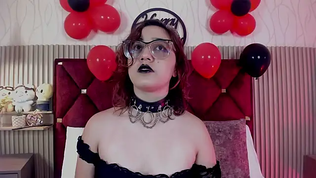 Kiri Velvet online show from May 2026 08:49:02 PM