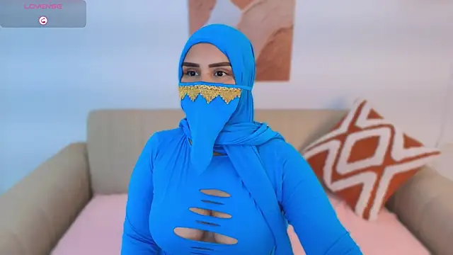 Snapshot of Mayraa_arabelle chatting on November 2025 03:56:02 PM Mayraa arabelle online show from November 2025 03:56:02 PM