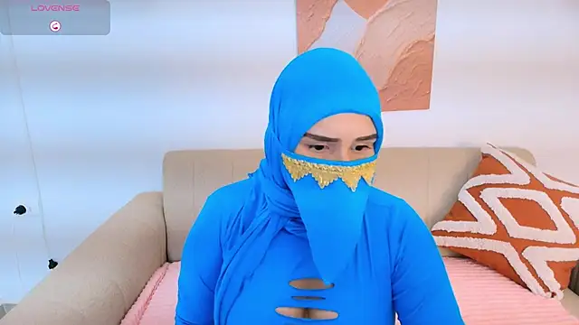 Snapshot of Mayraa_arabelle chatting on December 2025 04:08:02 PM Mayraa arabelle online show from December 2025 04:08:02 PM