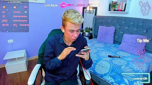 Juaan Diick online show from December 2025 02:16:02 PM