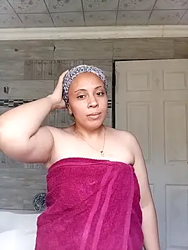 sexymaxine15 online show from November 2025 12:06:01 PM