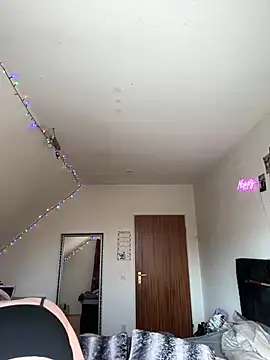 Fiebie licios online show from February 2026 09:39:02 AM